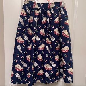 Super cute ModCloth skirt! Size XS. RETRO style cherry pie pattern.